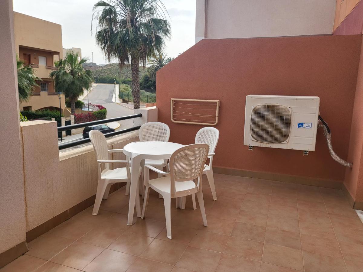 ¡Apartamento En Primera Linea Con Terraza Y Cerca De La Piscina Comunitaria! 维拉 外观 照片